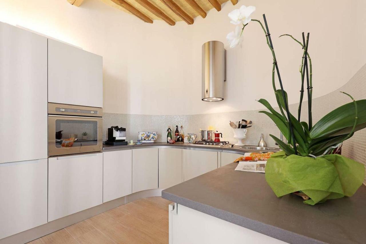רומא Luxury House Colosseo מראה חיצוני תמונה